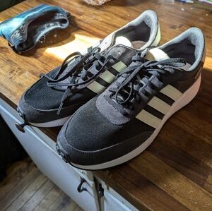 Adidas sneakers (never worn)